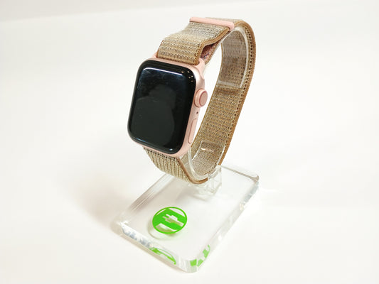 Unlocked Apple Watch Series 4 40MM Rose Gold Aluminum Rose Gold MTUK2LL/A